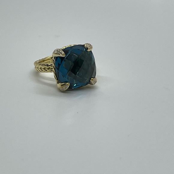 David Yurman Chatelaine Ring 18K Yellow Gold,Hampton Blue Topaz & Diamonds, 14mm - Picture 7 of 9